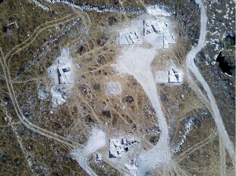 Área donde se encontró la gran estructura, posiblemente un templo o palacio, descubierto en el transcurso de unas excavaciones. Fotografía aérea (Foto: Dane Christensen)
