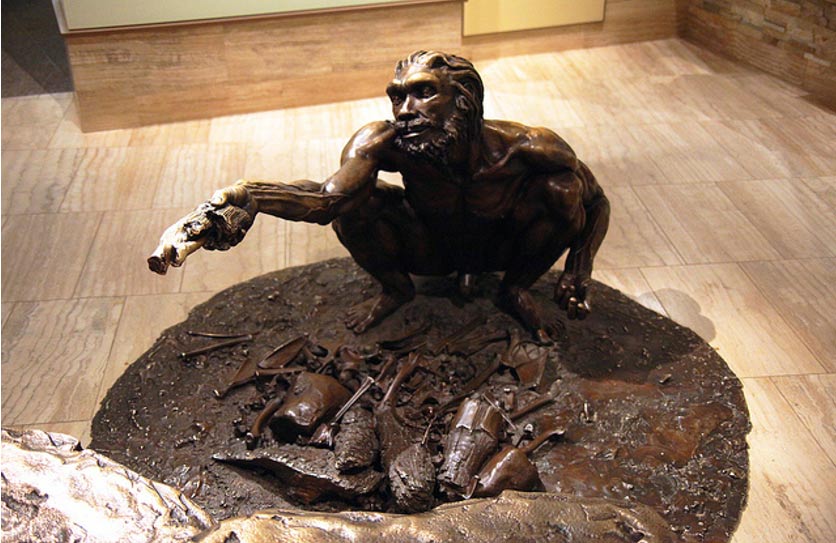 Estatua de bronce de un Homo Heidelbergensis, Museo Smithsoniano, Washington D.C., Estados Unidos (Tim Evanson/Flickr)