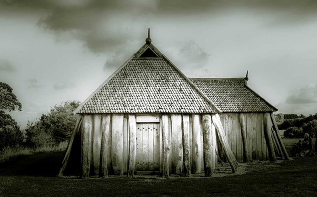 Reconstrucción de una vivienda comunal vikinga. (Eric Gross/CC BY 2.0)