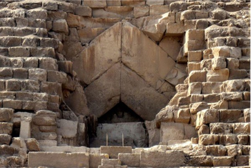 La 'entrada' a la Gran Pirámide por la que se accedió a ella en el 832 d. C. (Olaf Tausch/CC BY 3.0)