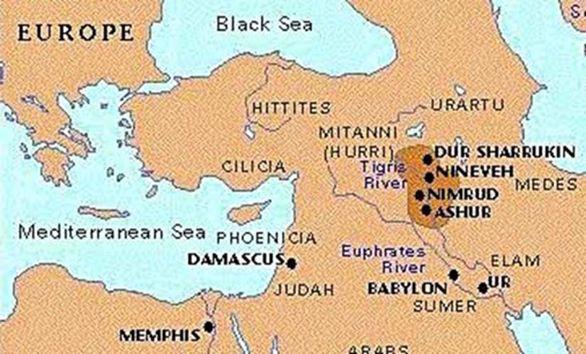 Pocos se atrevían a interponerse en el camino de los conquistadores asirios. Tras derrocar al imperio babilonio, los asirios conquistaron a israelitas, fenicios e incluso algunas regiones del poderoso imperio egipcio. 