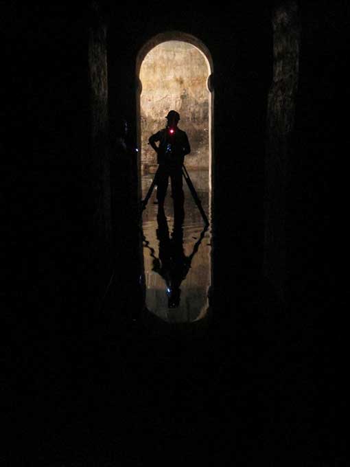 Explorando los túneles de La Valeta, Malta. (Valletta Underground)