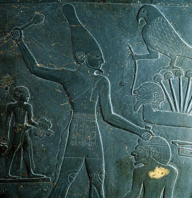 El faraón Narmer: detalle de la paleta de Narmer hallada en Nején (Hieracómpolis), siglo XXXI a. C. (Public Domain)
