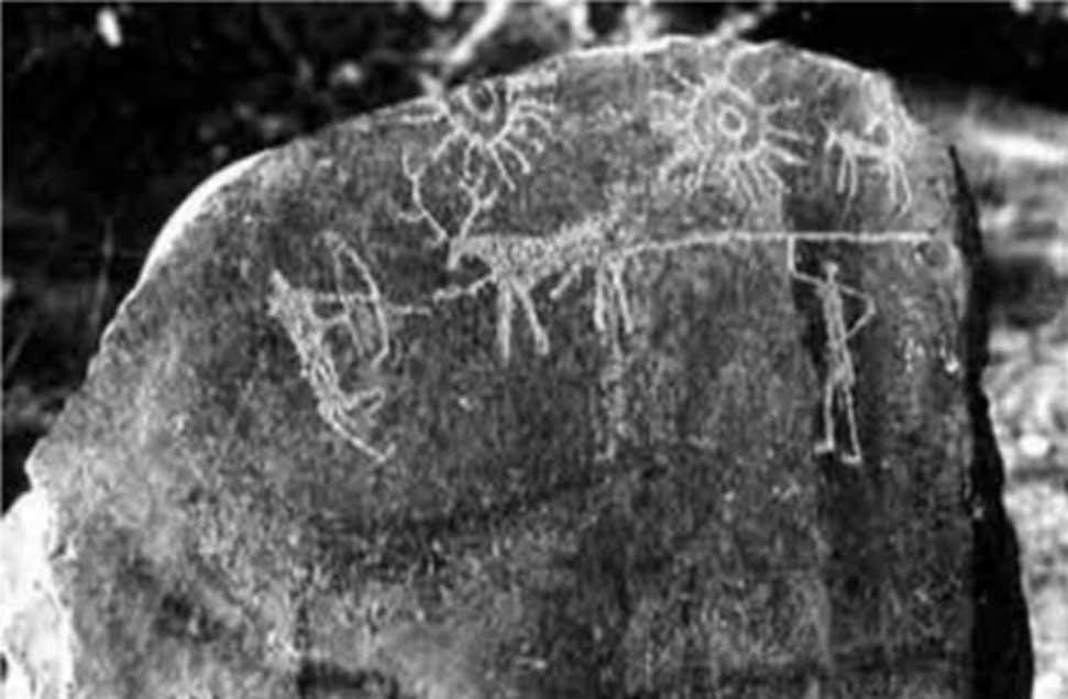 Fotografía de los petroglifos. (Imagen: IGNCA)