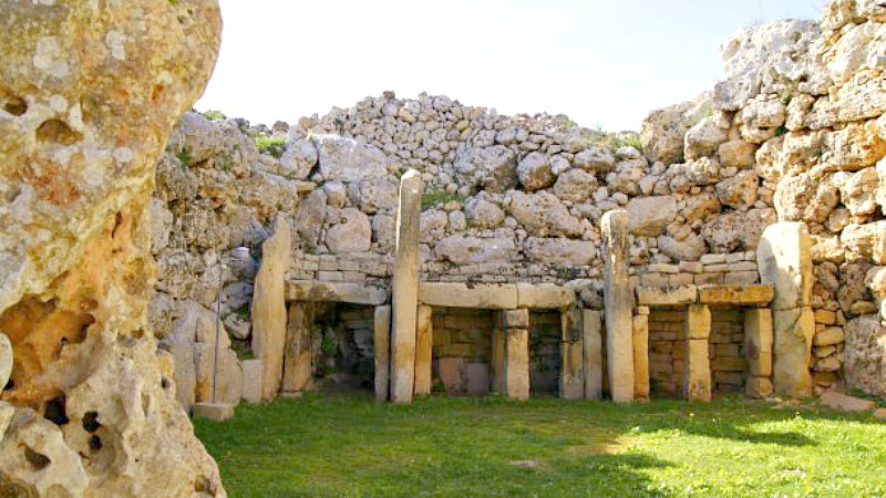 El templo maltés de Ggantija está considera más antiguo, incluso, que las pirámides egipcias. (Fotografía: Hipertextual)