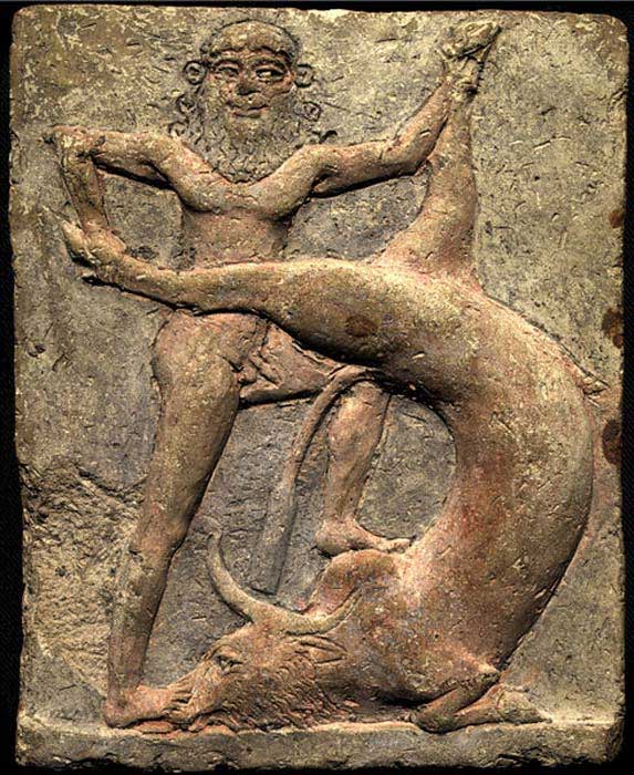 El rey-héroe Gilgamesh combate contra el ‘Toro Celestial’. (CC BY SA 4.0)