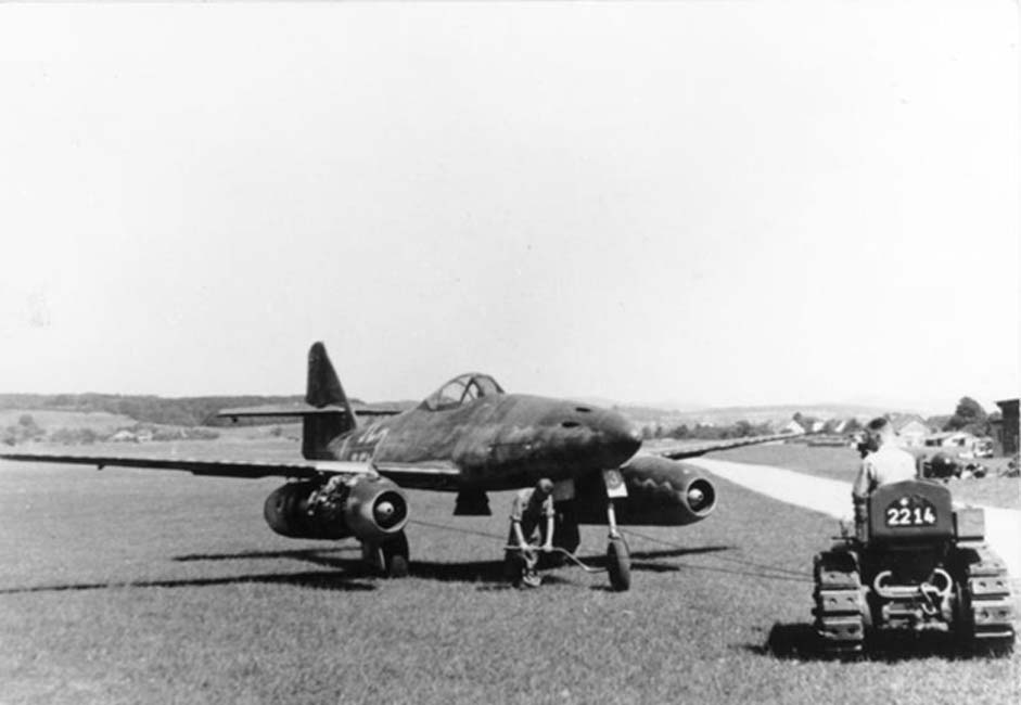 Cazabombardero alemán Me 262 A, años 1944/45. (Bundesarchiv, Bild 141-2497 / CC-BY-SA 3.0)
