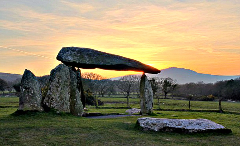 Pentre Ifan, el dolmen más conocido, más antiguo y mejor conservado de todo el Reino Unido. (Fotografía: Hipertextual)