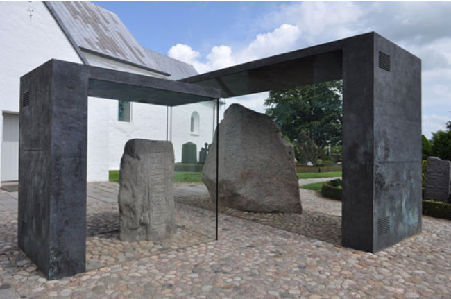 El yacimiento arqueológico de las piedras rúnicas de Jelling, Dinamarca. (CC BY SA 3.0)