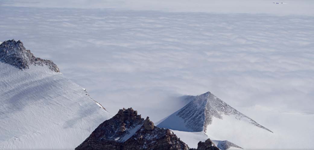 Pirámide antártica. (sevzirfo/Google Maps)