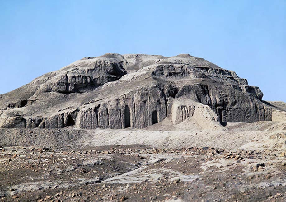 Ruinas del zigurat y el Templo Blanco de Uruk. (CC BY-NC-SA 2.0)