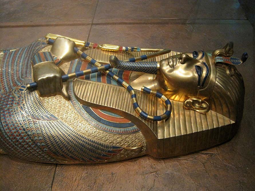 La magnífica tapa del ataúd de Tutankamón. (Public Domain)