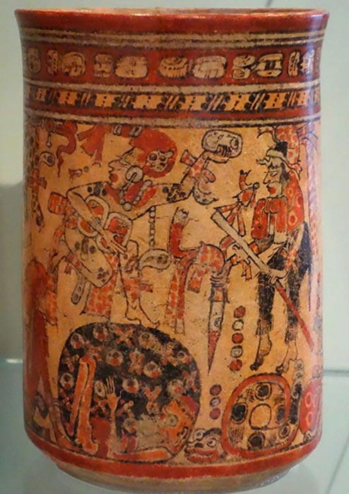 Vaso maya en cuya decoración se observan algunas de las deidades de la corte de Xibalbá (Public Domain) 