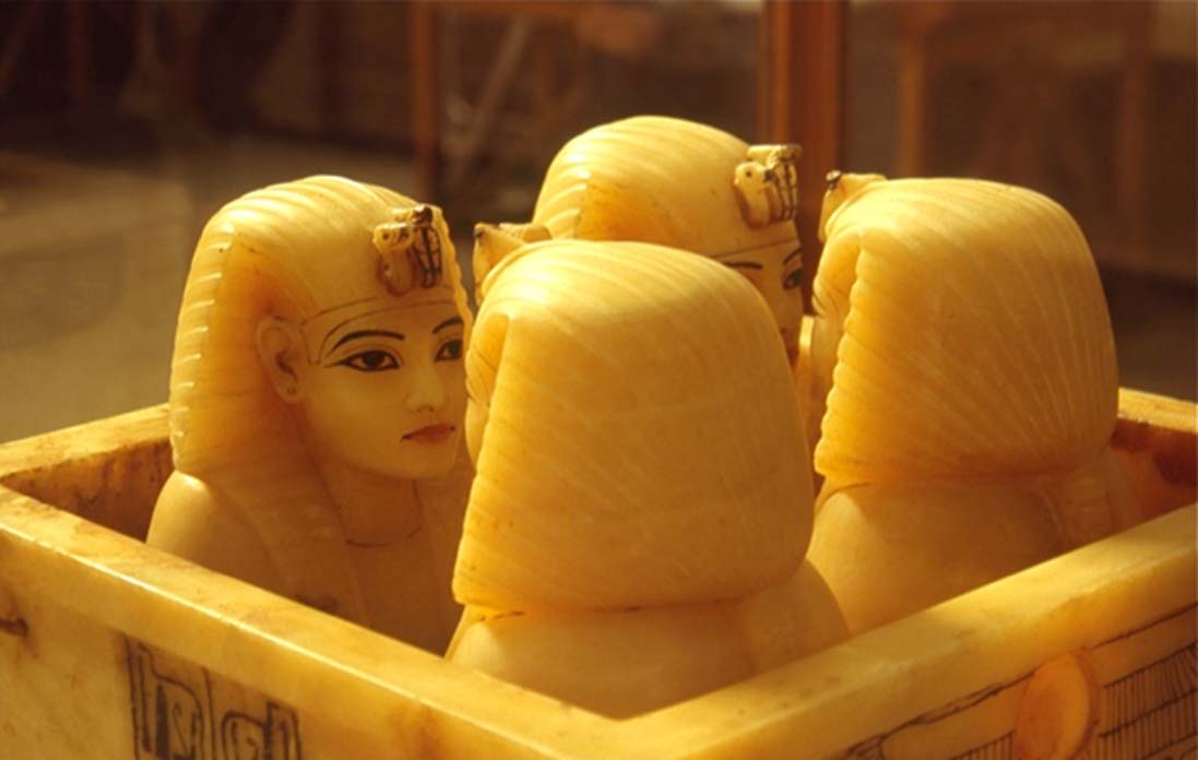 Vasos canopos de la tumba de Tutankamón. (CC by SA 2.0)