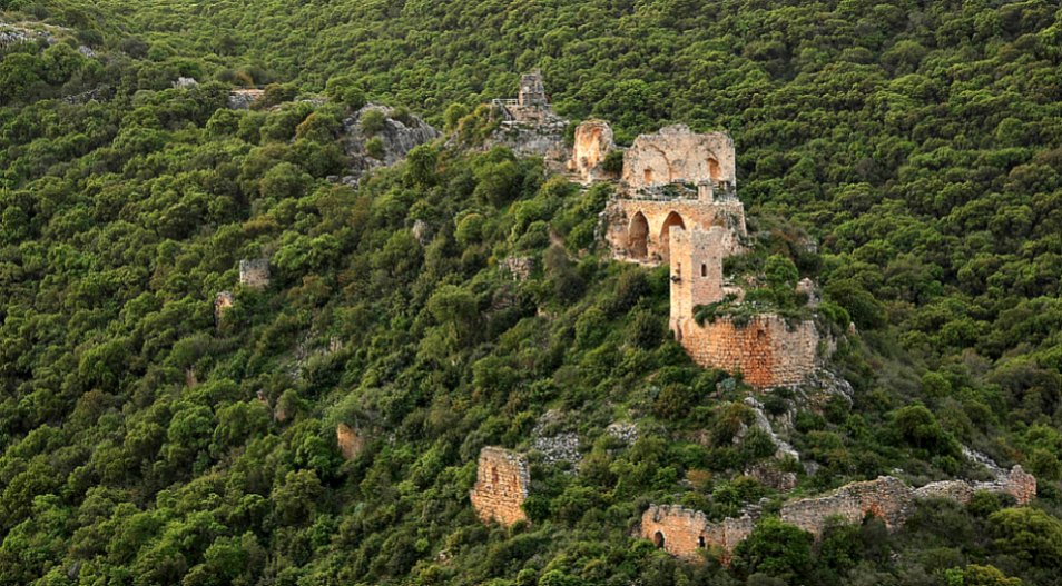 Portada - Vista panorámica de las ruinas del Castillo de Montfort en Galilea (Israel). (Eran Feldman/CC BY-SA 3.0)