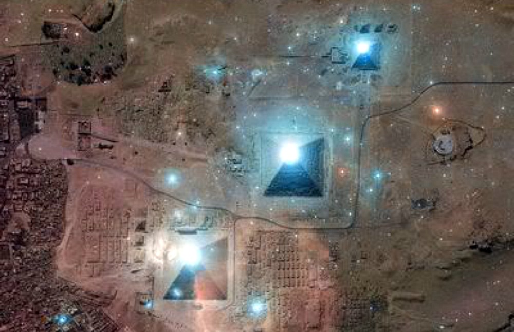 Portada - Correlación de las tres grandes pirámides con el Cinturón de Orión. (Fotografía: Historia Enigmática)