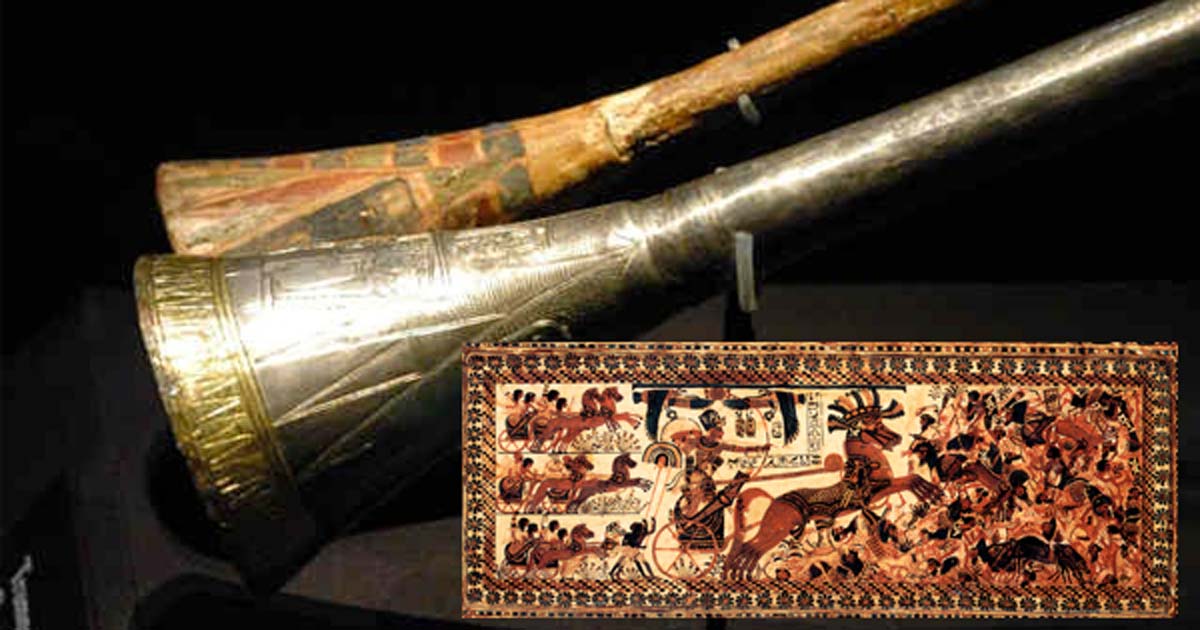 Portada - Trompeta de plata de Tutankamón con piezas de madera. (Meridianos) Cofre de Tutankamón decorado con escenas de guerra, fotografía de Asaf Braverman. (CC BY-NC-SA 2.0)