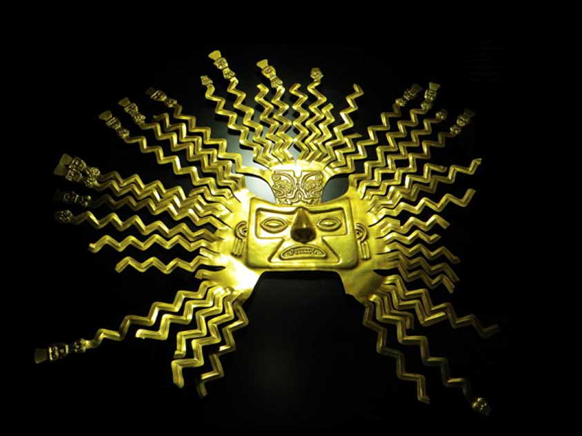 El Sol de Oro de La Tolita. (Cuyabeno Lodge)
