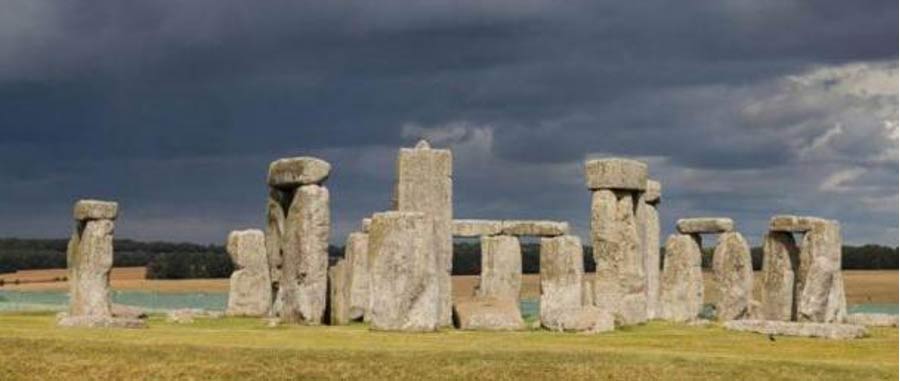 Stonehenge, Wiltshire, Inglaterra, año 2014. Diego Delso, Wikimedia Commons, License CC-BY-SA 3.0
