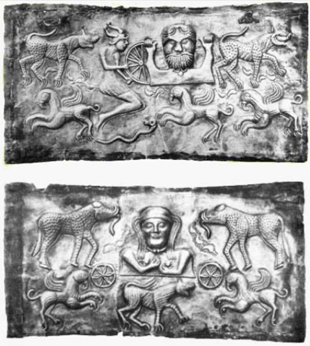 Las placas 'dios-padre' (arriba) y 'dios-madre' (abajo). (Autor proporcionado)