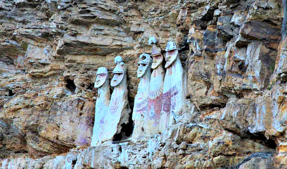 Portada-Los sarcófagos del barranco de Karajía. (Hanumann/CC BY 2.0) Autor: Mariló T. A.