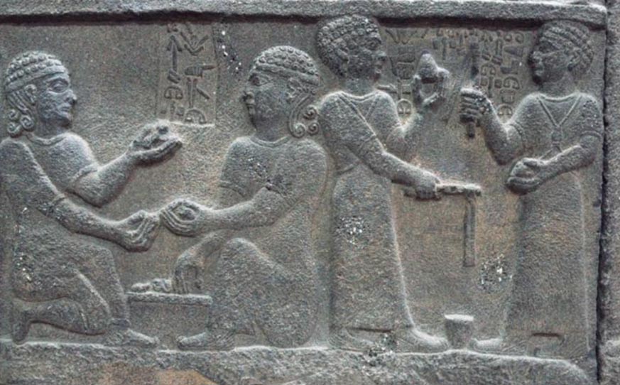 Portada-bajorrelieve Neo-Hitita en piedra (Karkemish, siglo VIII a. C.), foto: Dick Osseman.