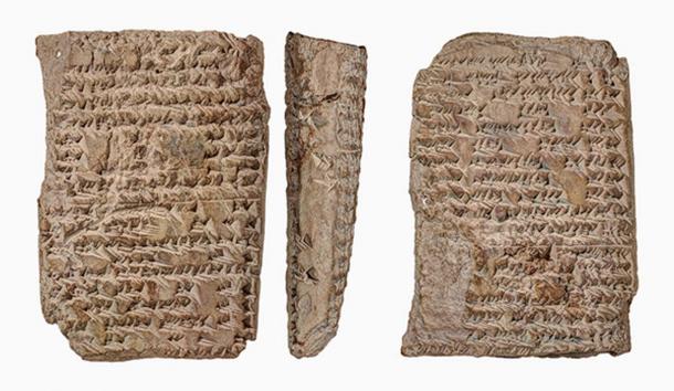 Una tableta de "uranologÃ­a" de la ColecciÃ³n BabilÃ³nica de Yale, escrita entre los siglos III y II a. C. en la ciudad de Uruk, en el sur de Irak, proporciona en el lado derecho una descripciÃ³n de las constelaciones celestes y en el otro lado izquierdo la topografÃ­a de la ciudad de Uruk. (CrÃ©dito de la foto: Klaus Wagensonner)